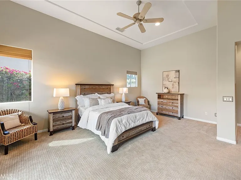 70 Rocio Ct — Photo 24