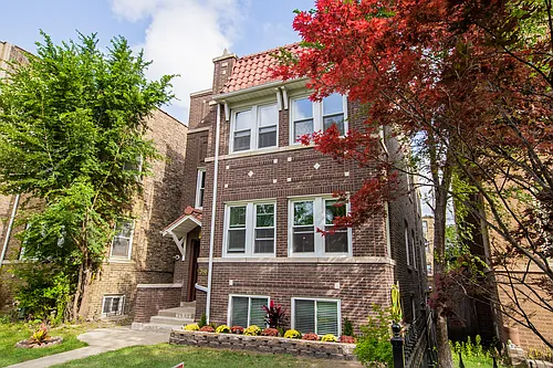 2648 W Lunt Ave #1 Photo 1