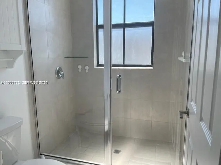 3380 W 108th St — Photo 23