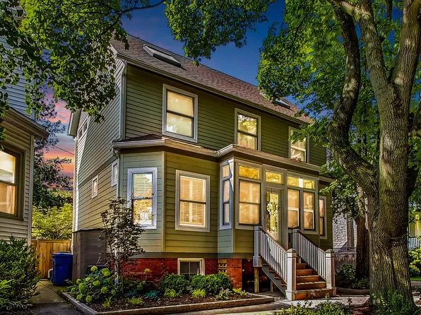 2011 W Giddings St, Chicago, IL 60625
