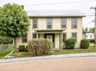 204 High St, Broadway, VA 22815