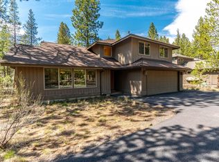 18005 Lava Top Ln, Sunriver, OR 97707