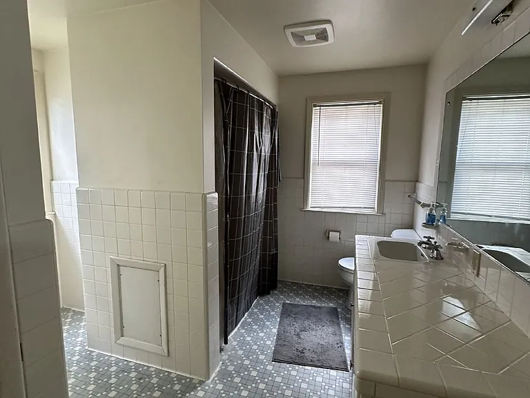 217 Lake St — Photo 16