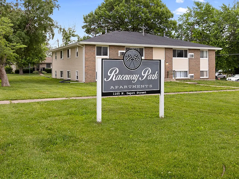 Raceway Park Apartments — Photo 1