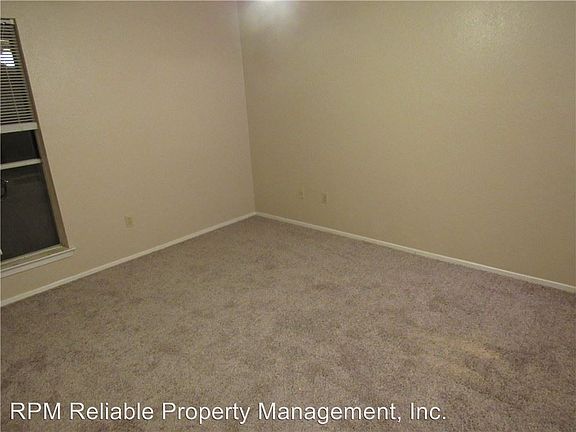 5th image of 2131 Andover Dr