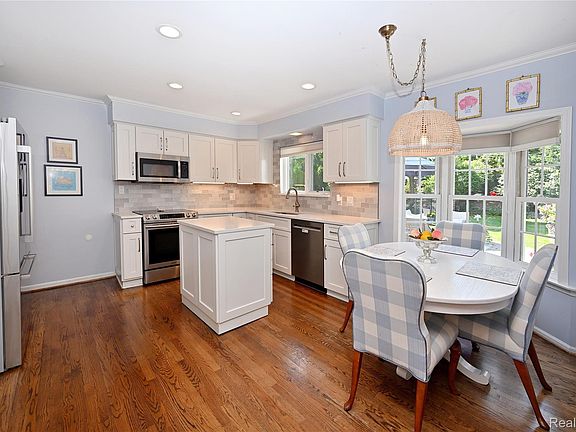 4th image of 2691 S Bradway Blvd