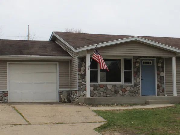 2196 Solon St NE, Cedar Springs, MI 49319
