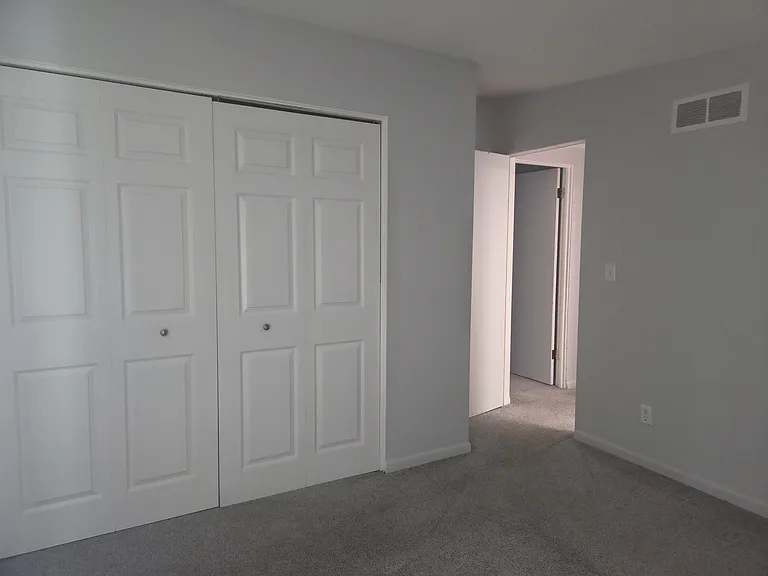 765 Douglas St #765 — Photo 7