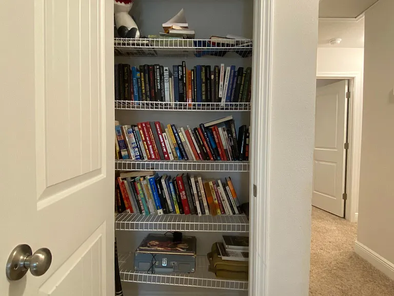 7670 Shadow Lake Dr — Photo 11