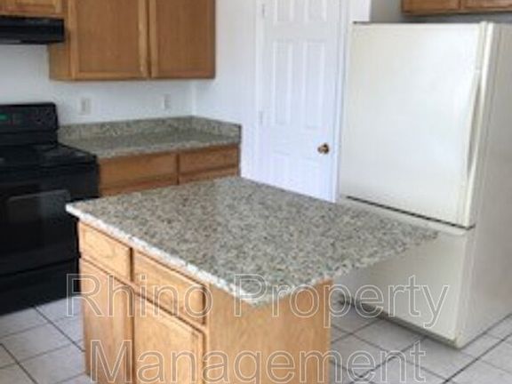 4th image of 3246 S 6290 W