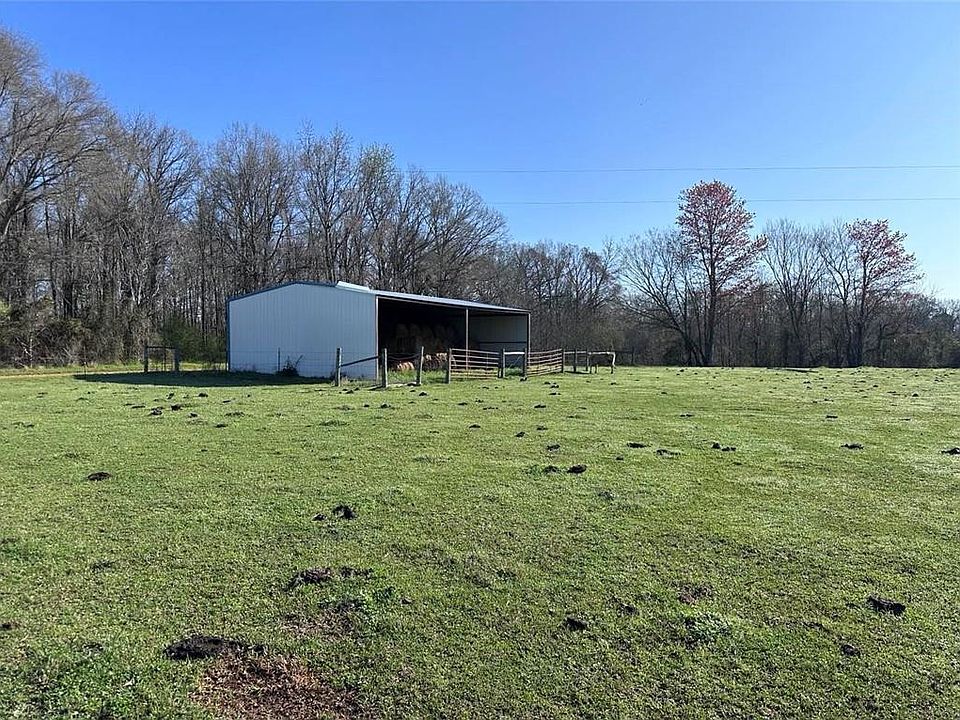2nd image of 342 McGuffee Rd