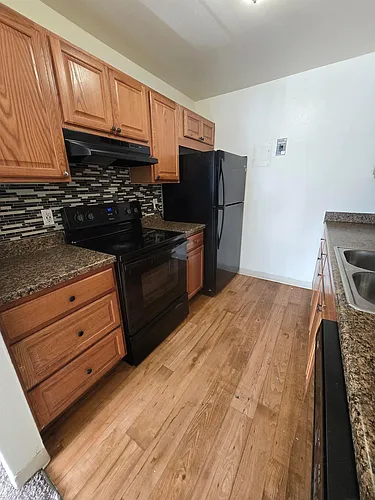 Floor plan 3 Bedroom / 1.5 Bathrooms / Washer & Dryer in Unit