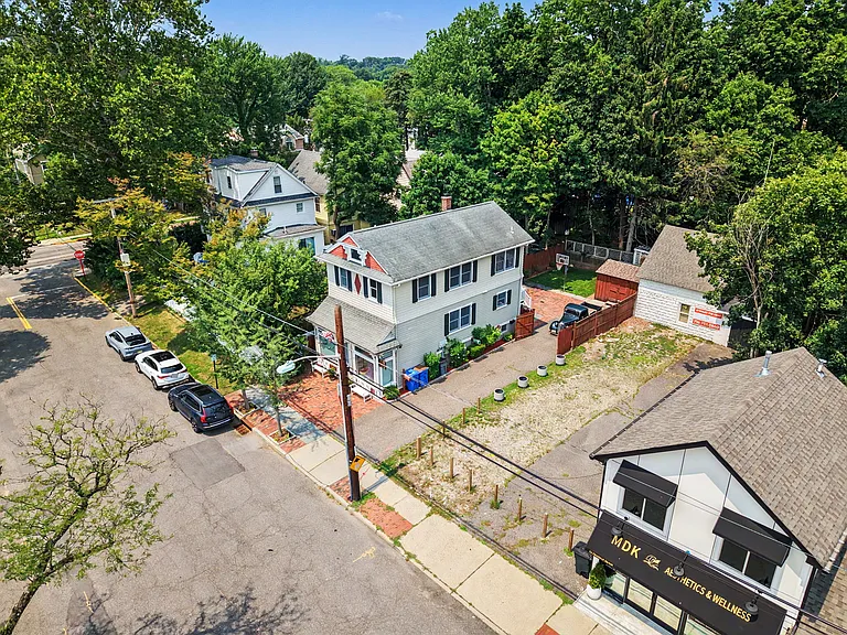 15 Chestnut St — Photo 26