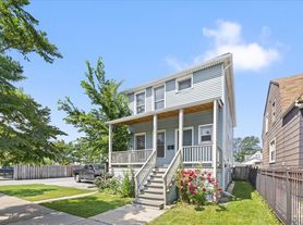 3616 N Kedzie Ave, Chicago, IL