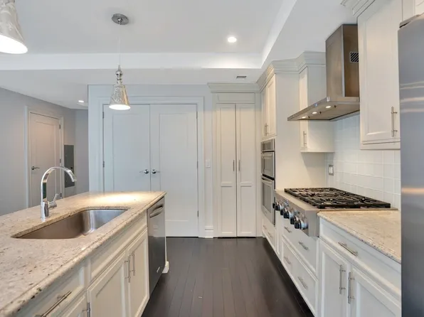 55 Eton Row image 4 of 26