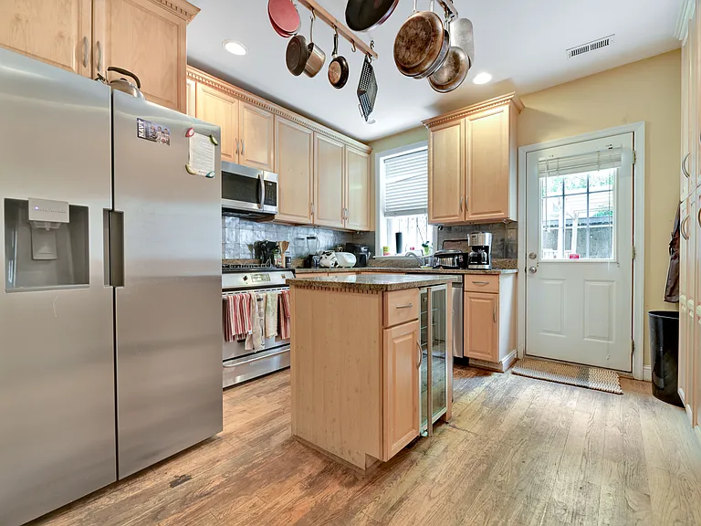 3415 Brown St NW — Photo 12