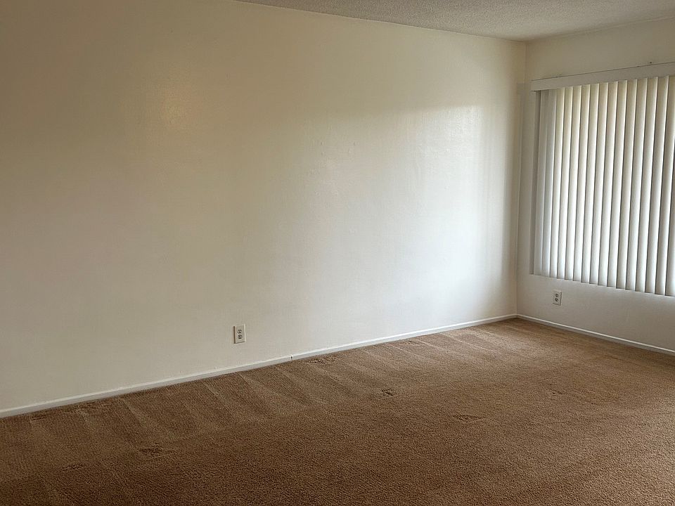 1st image of 437 E Algrove St #8