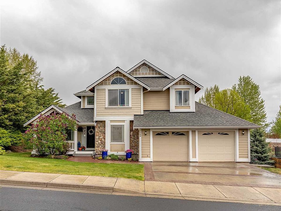 1st image of 1360 SE Harvest Dr