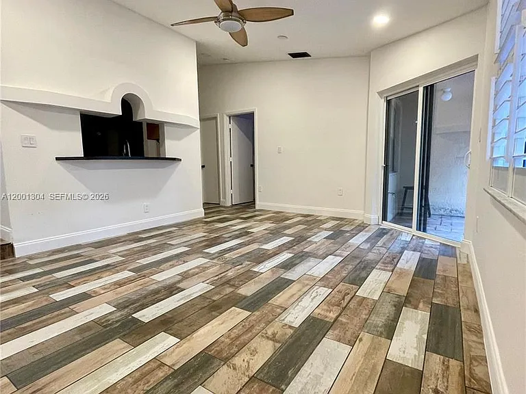 11288 SW 9th Ct — Photo 2