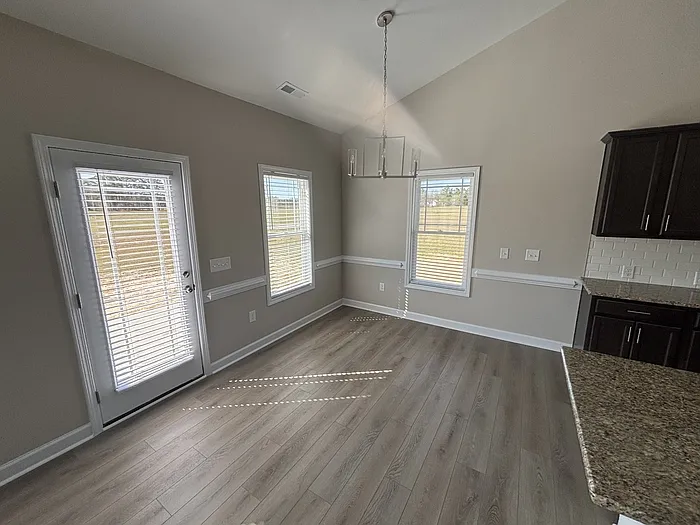 103 Godwin Dr — Photo 6