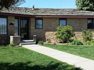 229 Maxwell Cir, Ulysses, KS 67880