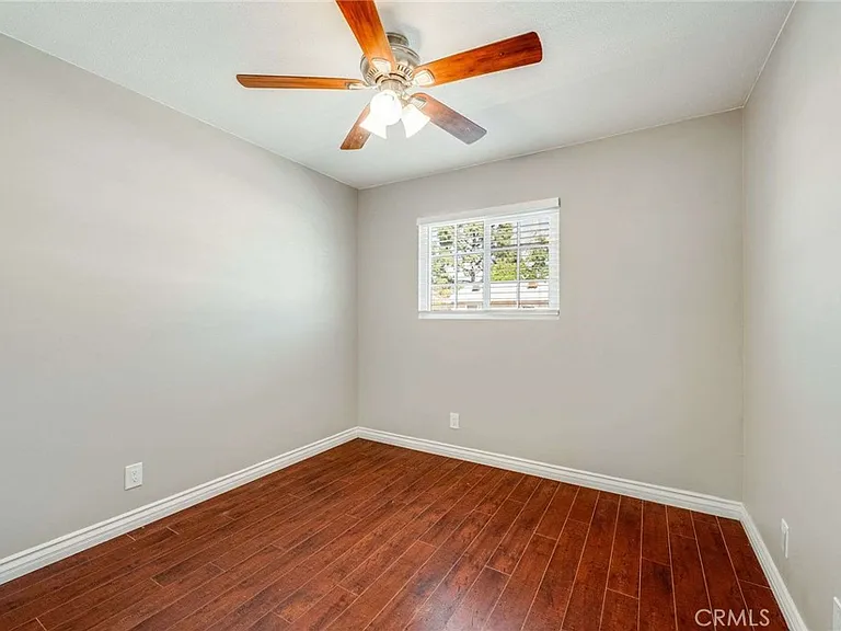 623 E Matchwood Pl — Photo 21