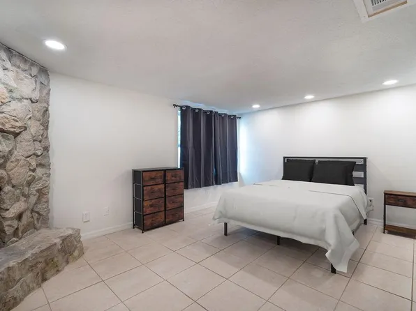 (undisclosed Address), Hudson, FL 34667