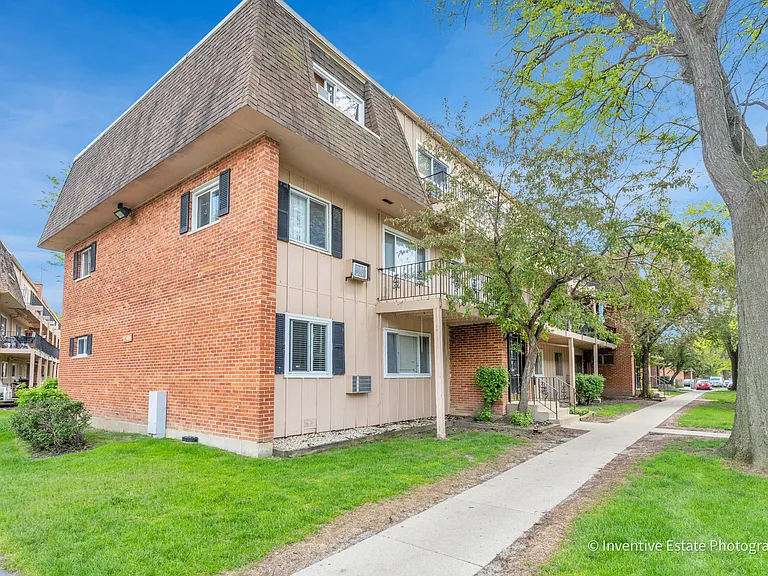 2506 Algonquin Rd #18 — Photo 1
