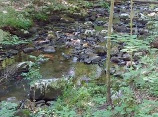 18 Hollow Rd, Glen Gardner, NJ 08826