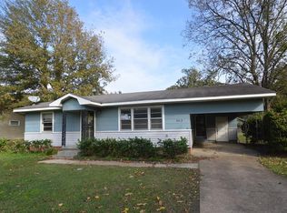 903 7th Ave, Cleveland, MS 38732