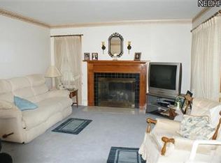 1183 Bradford St NW, Warren, OH