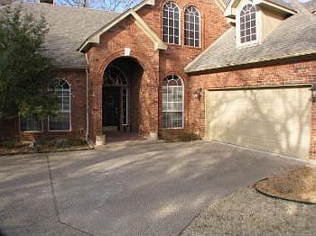 3rd image of 1317 Gatewood Dr