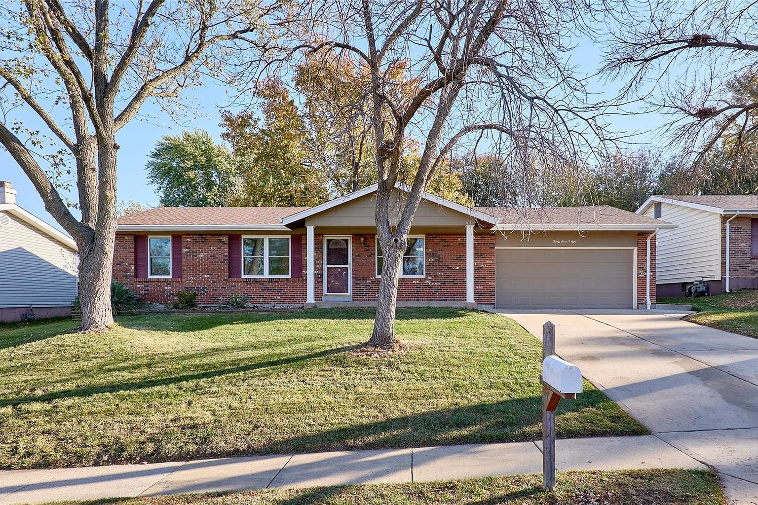 2708 Holiday Ln, Saint Charles, MO 63301 | Zillow