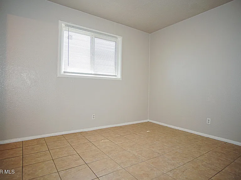 1317 Saint Johns Dr #6 — Photo 9