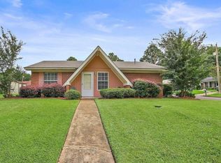 750 Clearmont Dr, Pearl, MS 39208