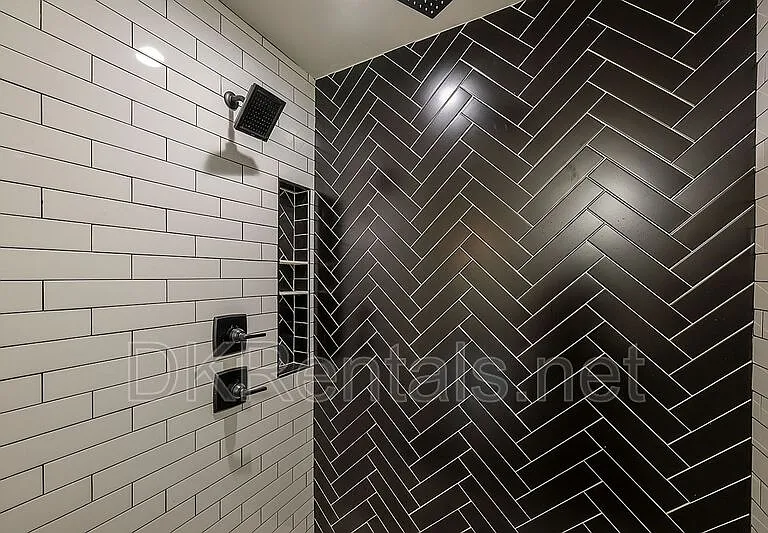 737 Helen St NW — Photo 20