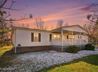 696 Wheat School Rd, Salvisa, KY 40372