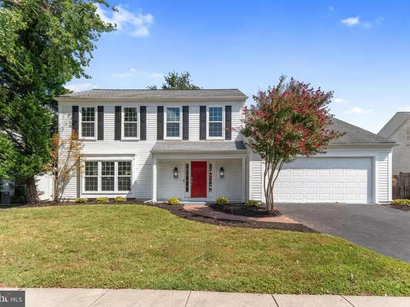 7033 Bedrock Rd, Alexandria, VA 22306