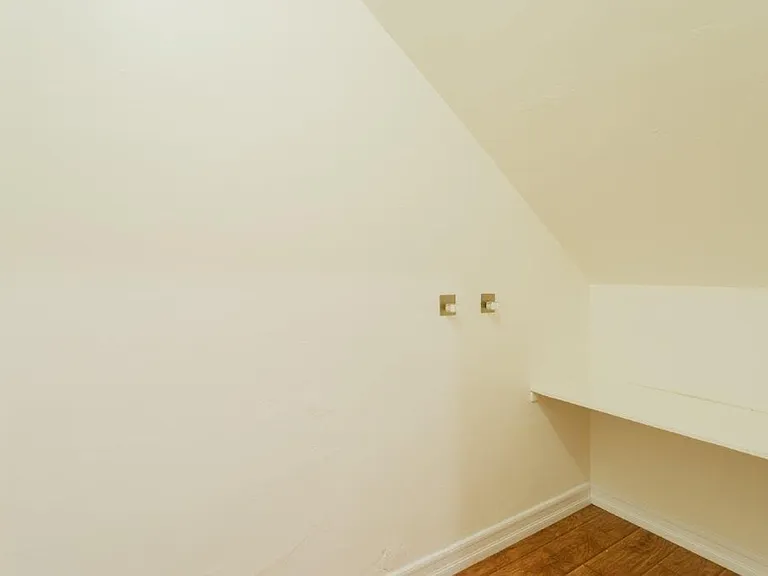 336 W Lexington Dr — Photo 29