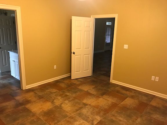 Master bed room