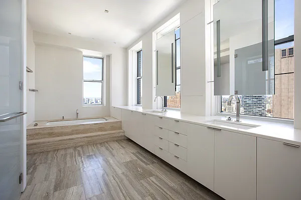 Rented by Nest Seekers International | media 10