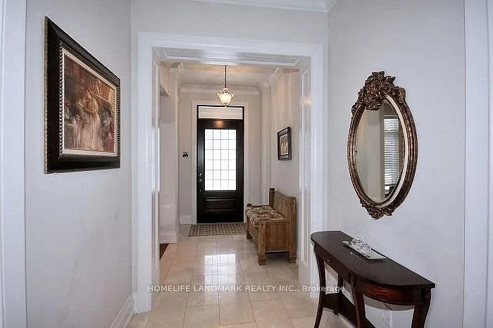 8 Haddon St — Photo 2