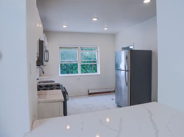 13 Stevens Ave #2