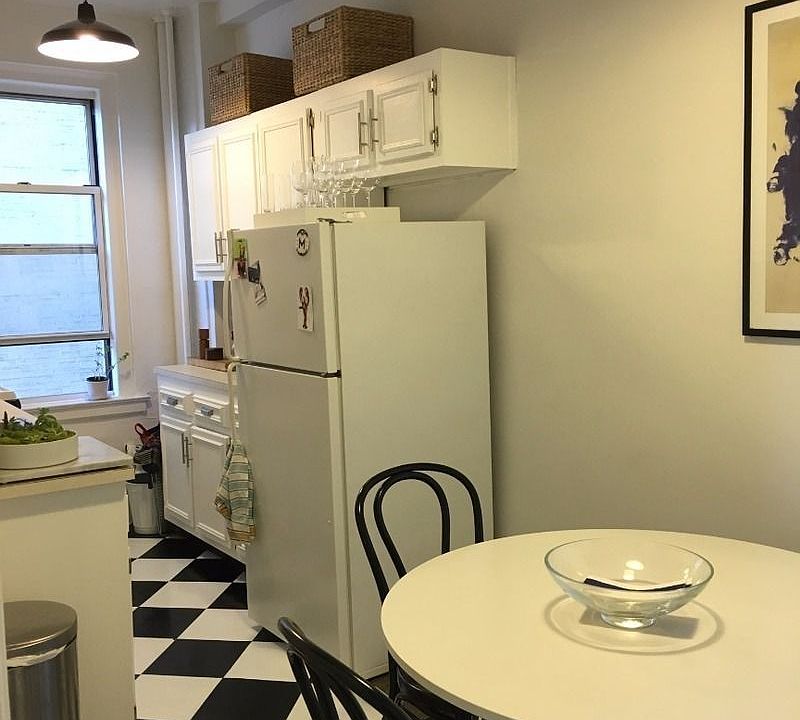 2nd image of 36 Plaza St E APT 4E