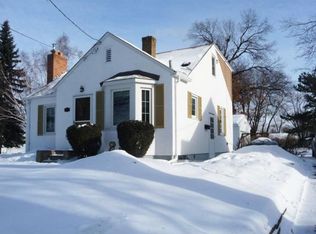 851 8th Ave NW, New Brighton, MN 55112