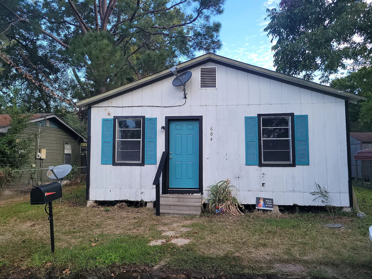 2 bed, 750 sqft, $580 — Photo 1