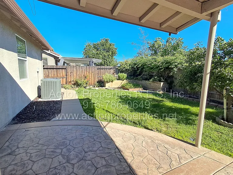 6145 Crater Lake Dr — Photo 61