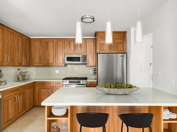 100 West 89th Street image 6 of 21