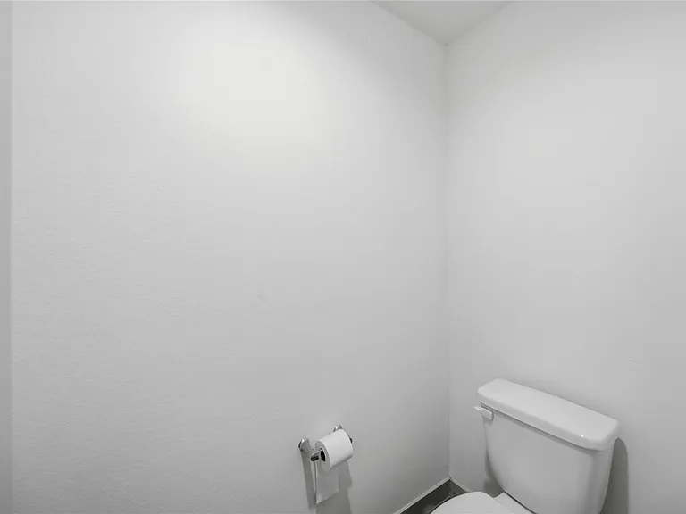 7219 Whispering Leaf St — Photo 12