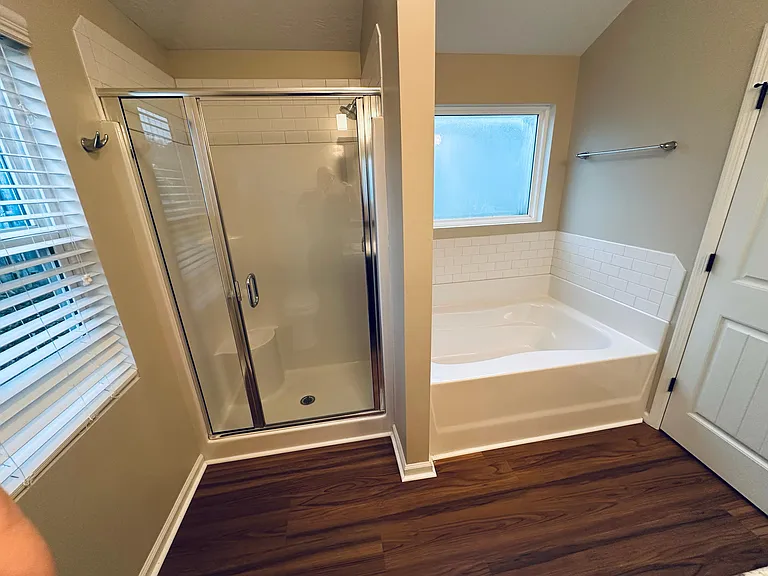 3272 Alexandria Dr — Photo 37